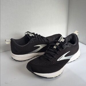 Brooks Revel 4 Womens Size 9.5 Black Running Shoes Lightweight Trainer